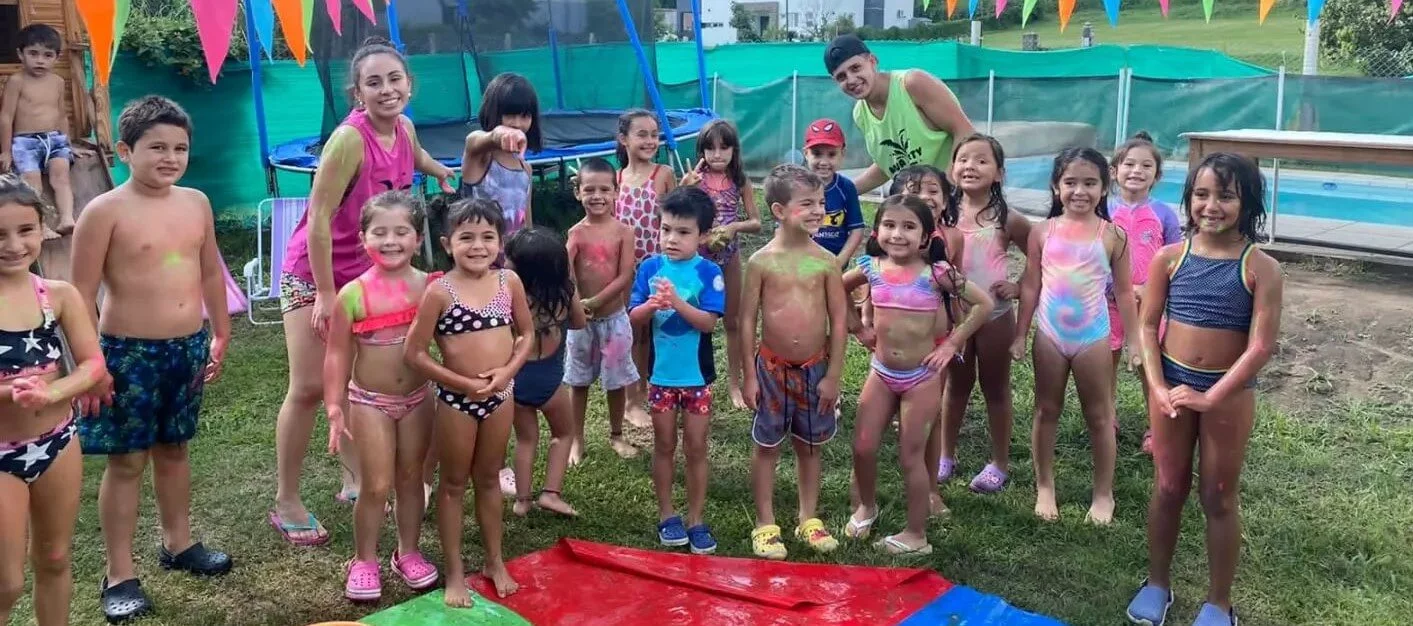 Niños sonriendo